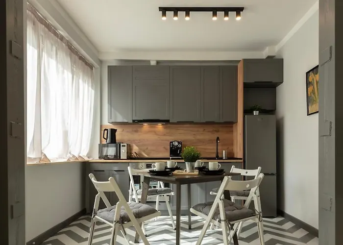 Downtown Stylish Flat