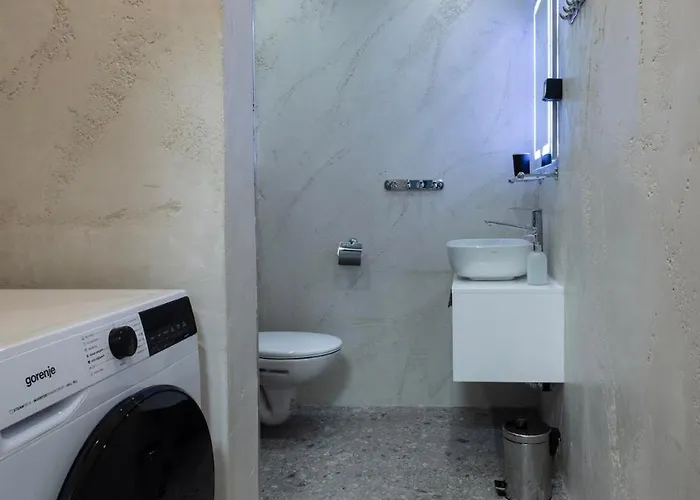 Downtown Stylish Flat Apartament Sofia