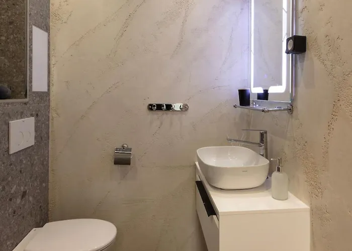 Downtown Stylish Flat